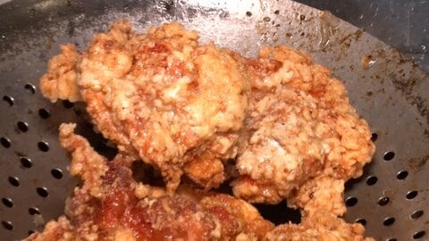 「長く続けば」高騰の外国産鶏肉が一転値下がりに　スーパーは販売再開を検討も円安傾向で再高騰の可能性