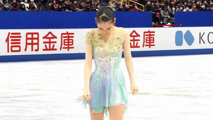 全日本選手権(2021年)でフリーの演技を終えた三原舞依