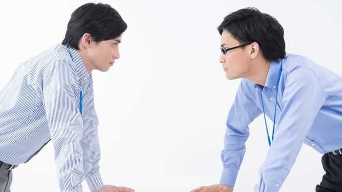 「自身の弱点をさらけ出す」厄介なオトコの嫉妬からの回避法