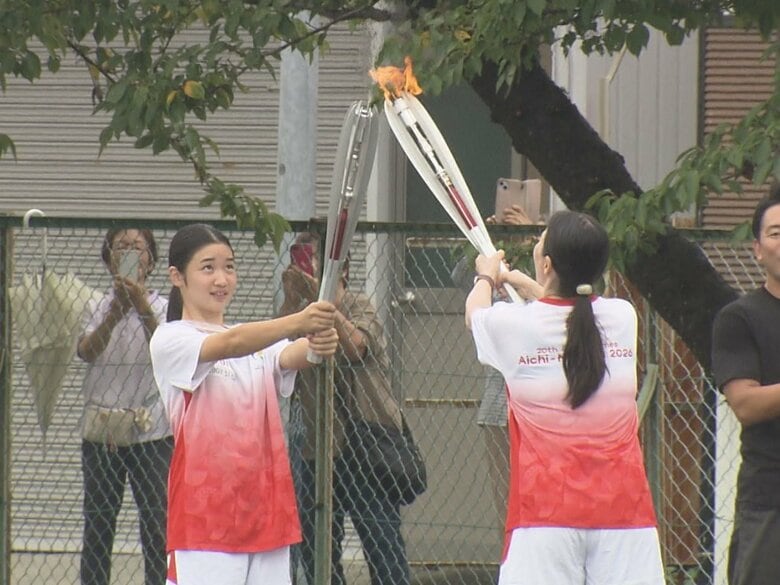 “第一走者”は聾学校の生徒たち…9/19開幕のアジア大会 聖火リレーの『学校リレー』始まる 14校が参加予定｜FNNプライムオンライン