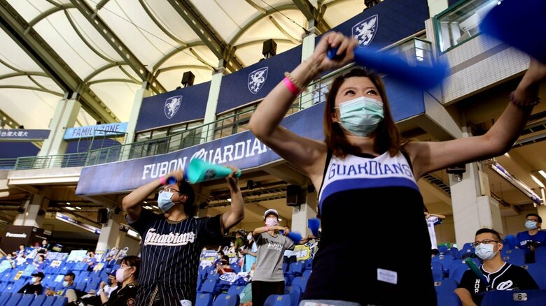 台湾プロ野球がついに観客を迎える　感染予防を徹底　日本プロ野球も続けるか！？｜FNNプライムオンライン