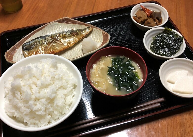 サウナと水風呂を満喫した後は、天然水を使用した料理も堪能できる