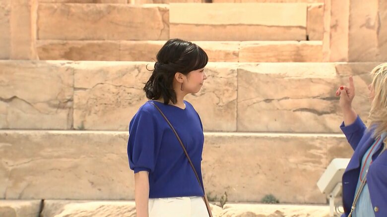 ガイドの説明に熱心に耳を傾けられた