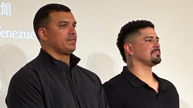 左）オスナ選手　右）マチャド投手