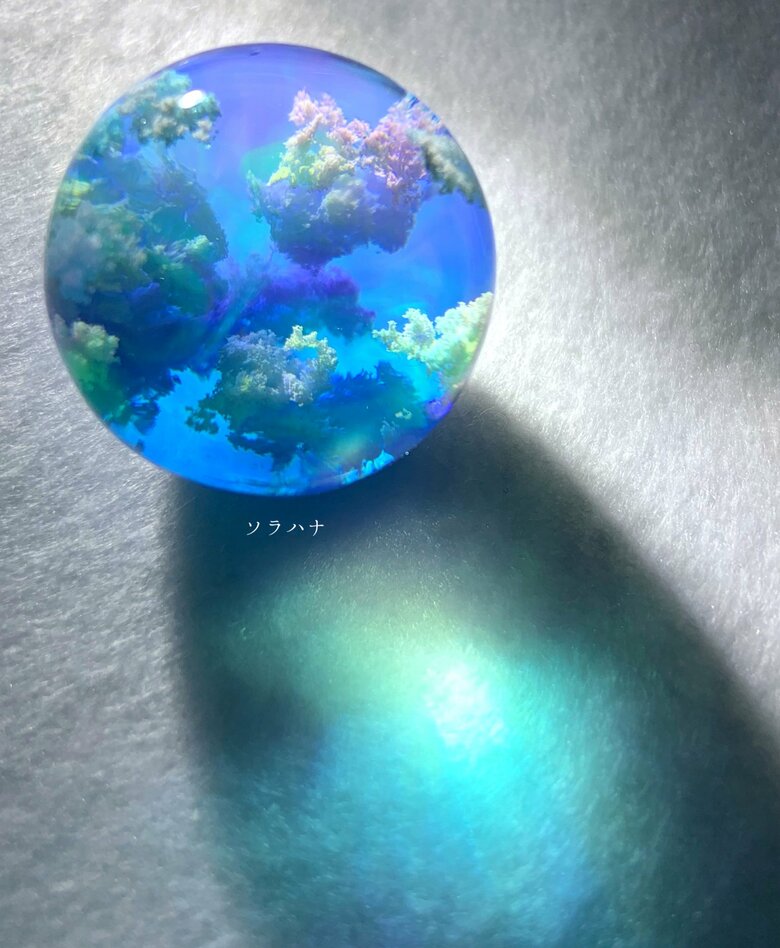 深海の空　海の底の青（提供：ソラハナさん）