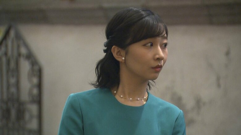 小室眞子さんも着用したエメラルドグリーンの装いの佳子さま　2023年11月