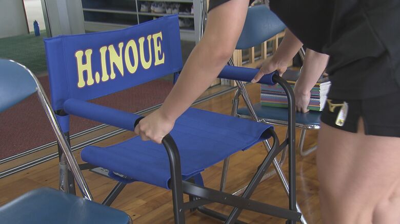 井上さんが使っていた監督椅子