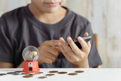 【調査結果】ゲームに課金したことがある小中学生は25%。1000円~3000円が最多で5000円以上の課金経験者は21%