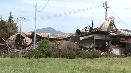 矢巾町で住宅1棟全焼 2人死亡　80代と60代の親子か　身元の確認と出火原因調査　岩手県