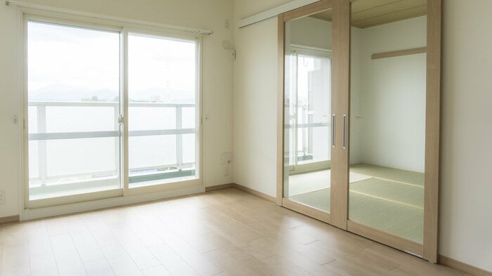 一部が畳になっている物件もある(画像はイメージ)