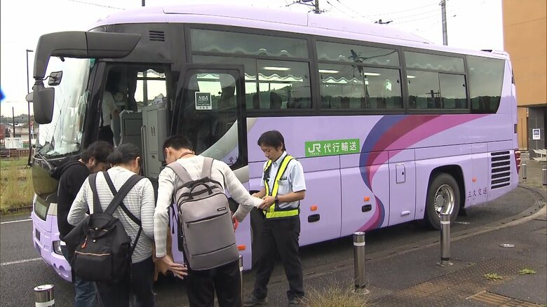 JR久留里線で代行バス運行　木更津ー久留里駅間など4区間　内房線の姉ケ崎ー木更津駅間は必要な台数確保できず見送り　台風25号の影響｜FNNプライムオンライン