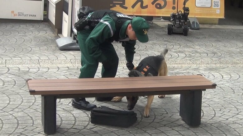 警視庁がアウトレット施設で爆弾テロ訓練「いつどこでも起こりうること忘れず日頃から訓練を」東京・八王子市｜FNNプライムオンライン