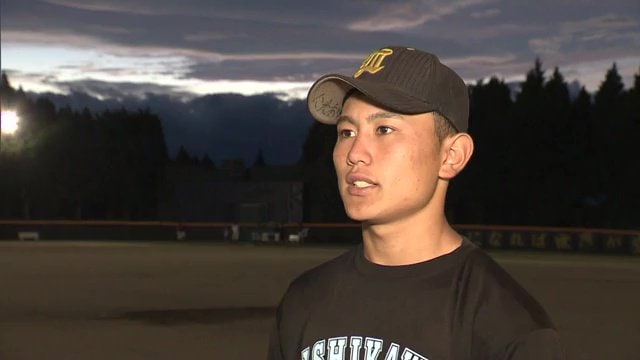 3年生と一日も長く野球がしたいと話す大栄選手