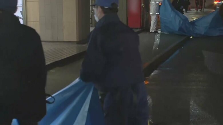 事件現場となった福岡・博多駅前（16日）