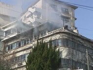 温泉街にある旅館の従業員寮で火事 40代男性が煙を吸って搬送 80代女性2人もケガ 周辺への延焼などなし