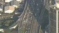【速報】3連休最終日 高速で大渋滞 各地に人出 最大30km超も