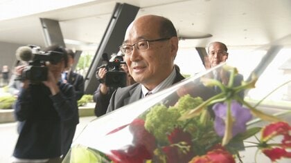 「相手をリスペクトして」上坂新市長が黒部市役所に初登庁　パワハラ疑惑の第三者委員会は「遅滞なく」設置