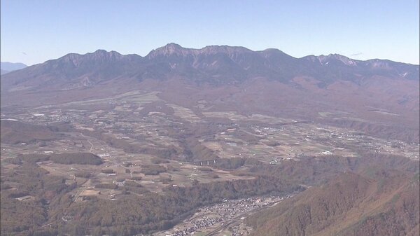 下山中に東京都の80歳男性が足を滑らせて転倒 消防が救助 左大腿骨骨折で重傷 八ヶ岳連峰縞枯山付近で遭難