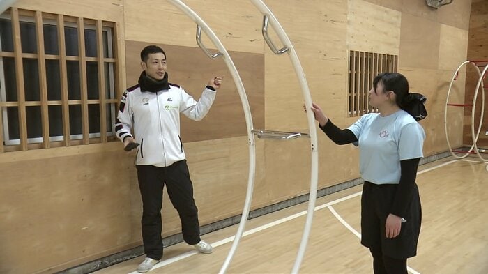 ラート世界チャンピオンの高橋靖彦選手（左）は船木さんの能力を高く評価する