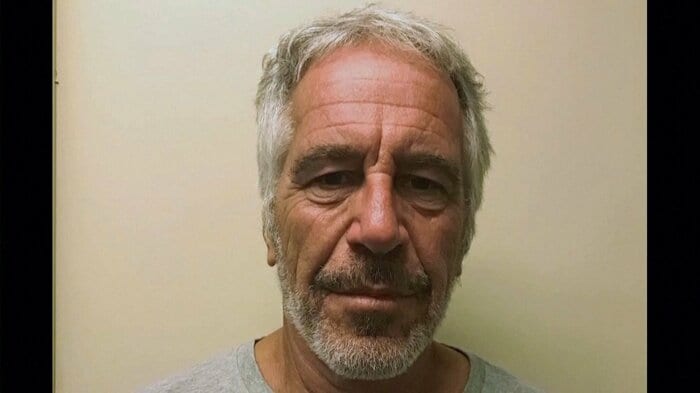 2019年に拘置所で死亡したジェフリー・エプスタイン氏
