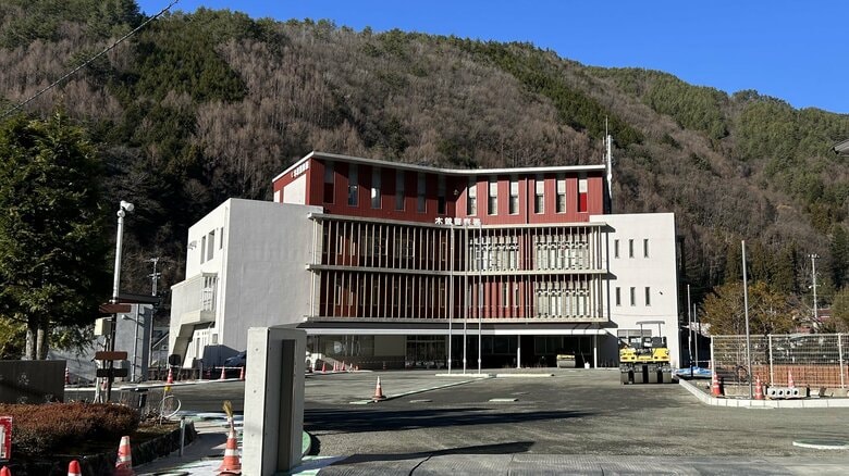 公務員の男（30）を逮捕　面識ある男性を脅迫した疑い　携帯電話に「危害加える」旨のメッセージを送信｜FNNプライムオンライン