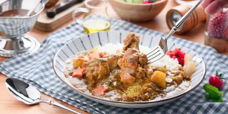 カレーライス物価、51カ月連続で前年から上昇　「第二次カレーショック」　2025年11月のカレーライス物価、1食あたり365円