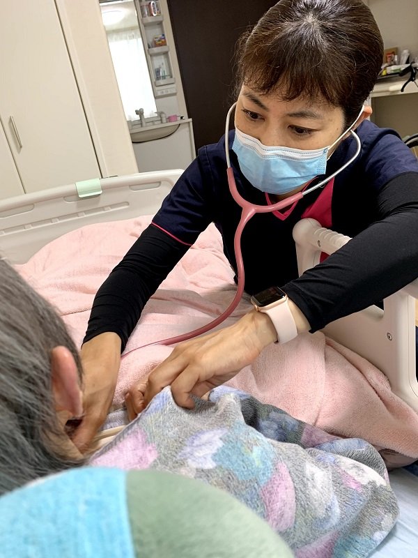 向日葵クリニック 在宅医療専門医・中村明澄医師
