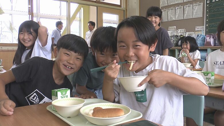 大分県玖珠町の森中央小学校