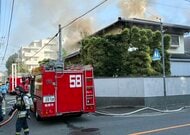 【速報】「家が激しく燃えている」と通報　福岡市南区の住宅で火事　黒煙が上がる　消防が出動