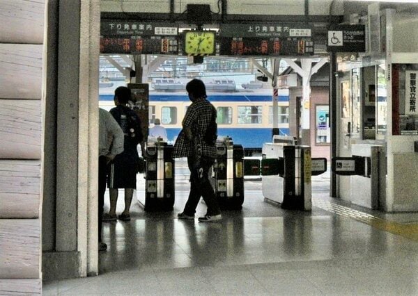 [閒聊] JR東日本開始慢慢撤除車站內的時鐘