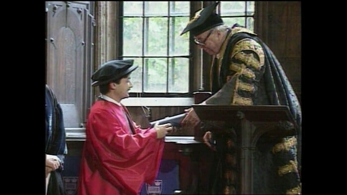 平成3年(1991)年9月　オックスフォード大学で名誉法学博士号の 授与式に出席された皇太子さま