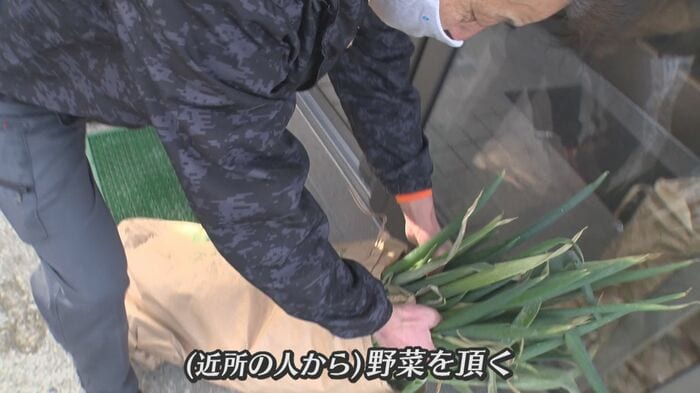 近所の人からもらった野菜
