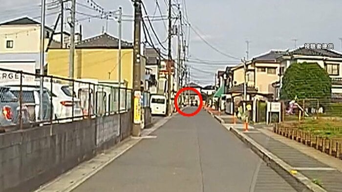 懸命に追いかけるも、距離は広まる一方