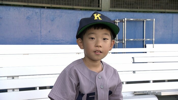 慶応大学野球部のユニフォーム姿