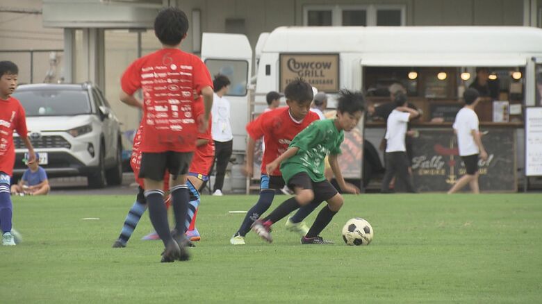 「勝敗より“楽しむ”」サッカー大会　出場機会に恵まれない子供達のため…“レジェンド”玉田圭司さんも参加｜FNNプライムオンライン