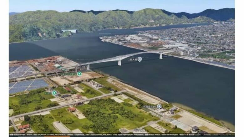 通称「べた踏み坂」下の海で小型船同士衝突　1隻大破し航行不能になったもののけが人なし（島根・鳥取）｜FNNプライムオンライン