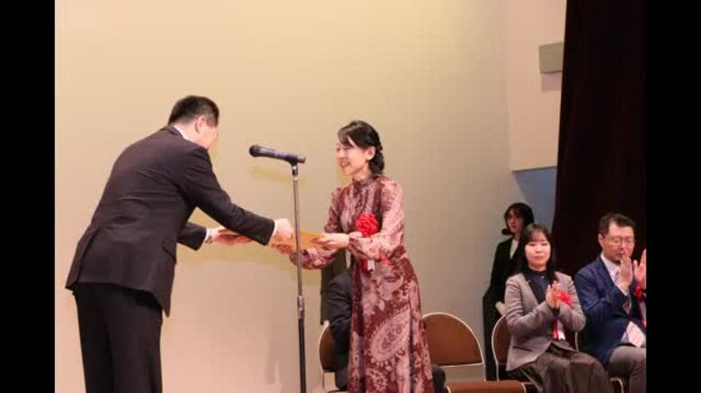 第２２回「坊っちゃん文学賞」大賞は「読書感走文」愛知県の女性の作品「器が大きな作品」【愛媛】｜FNNプライムオンライン