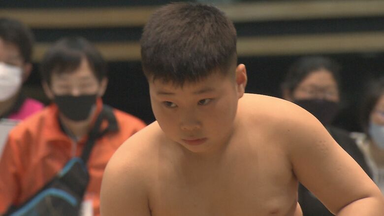 「相撲少年」小学5年生の雷蔵くん　110kgの相手に挑む　同学年の頂点争う「白鵬杯」決勝【大阪発】