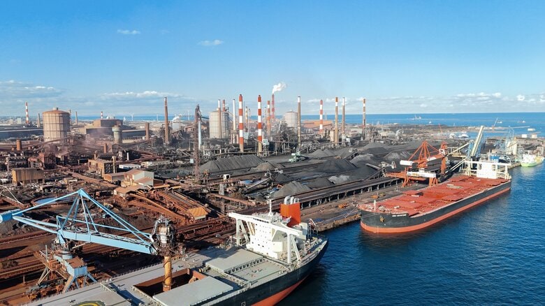 日鉄、鹿島第三高炉廃止で問われる残り9基の移行計画