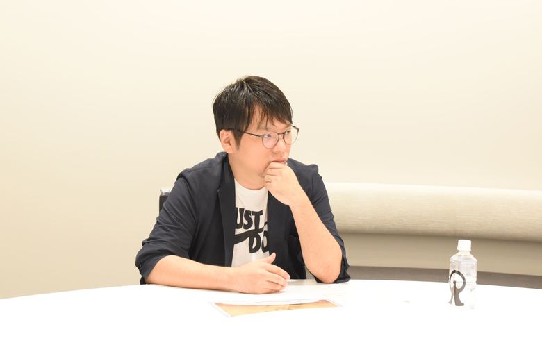 井口泰氏