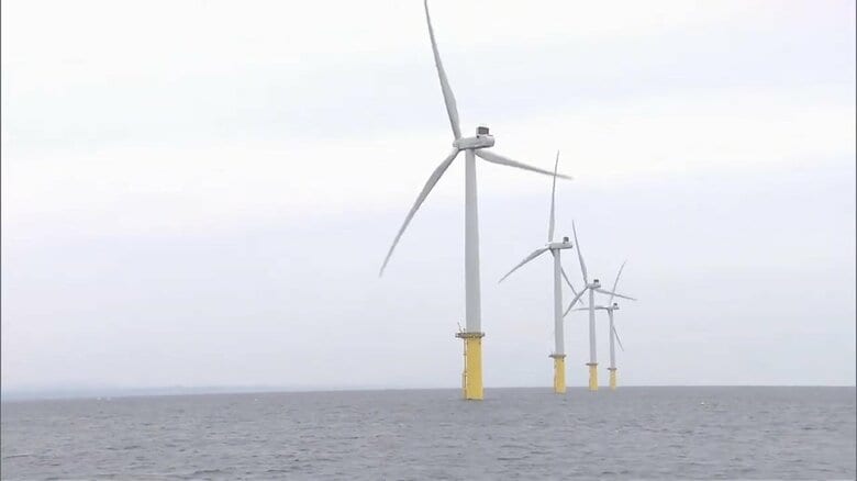 秋田港から4kmほど離れた洋上風力発電施設