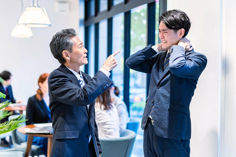 言葉の圧力には「オウム返し」で応じることが効果的（画像：イメージ）