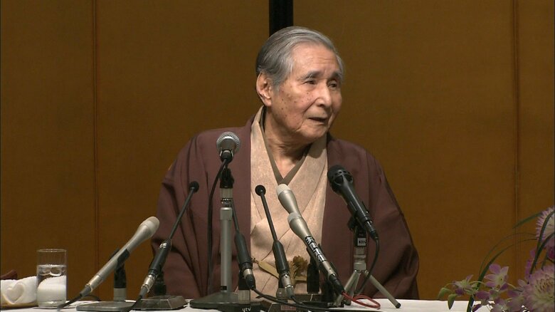 文化勲章に選ばれ記者会見を行った桂米朝師匠（2009年10月）