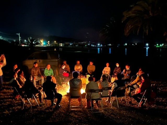 GWCでは参加者が焚火を囲んで語り合うイベントも行われる