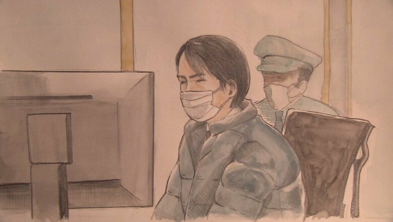 初公判での柳本智也被告（法廷イラスト）