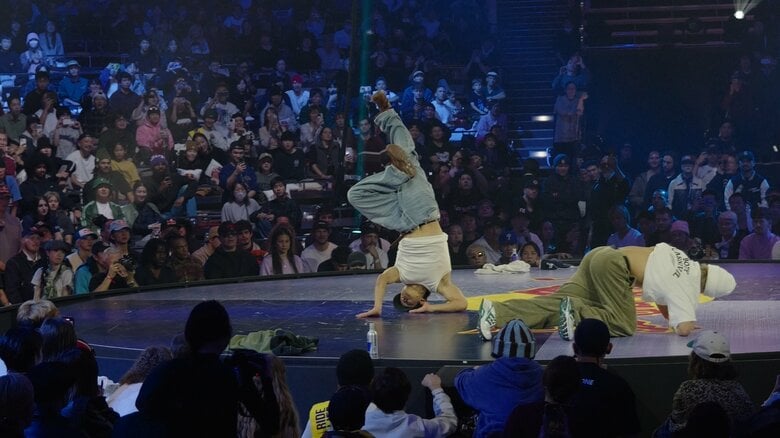 準決勝でライバルのIssinと対戦