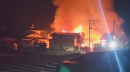 放火殺人の可能性も「すごい炎、普通の火事じゃない」　青森の住…