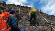 【異変】富士山・静岡側で死者4人…山岳救助隊に密着取材 100人…