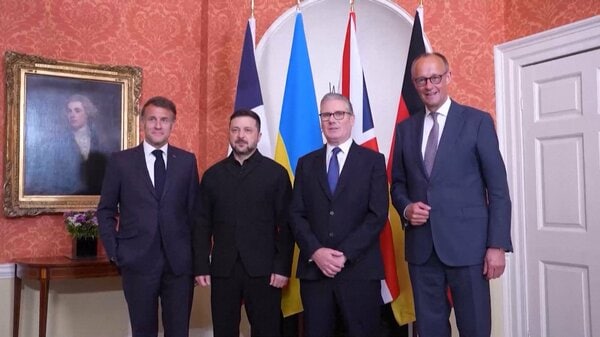 ゼレンスキー大統領の会談呼びかけ、英仏独が支持 「意味を見いだせ