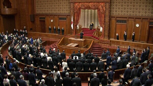 通常国会召集 「政治とカネ」などで論戦へ 召集日に首相の施政方針演説が行われない“異例”の開幕|FNNプライムオンライン